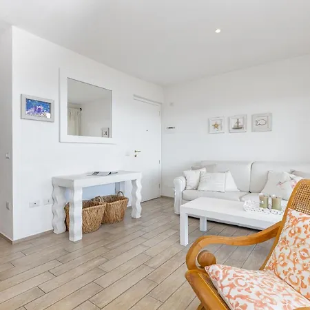 Cristal House Holiday home Portisco